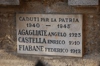 121.JPG
